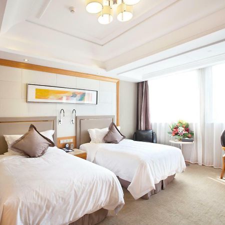 Friend Hotel Shanghai Rum bild