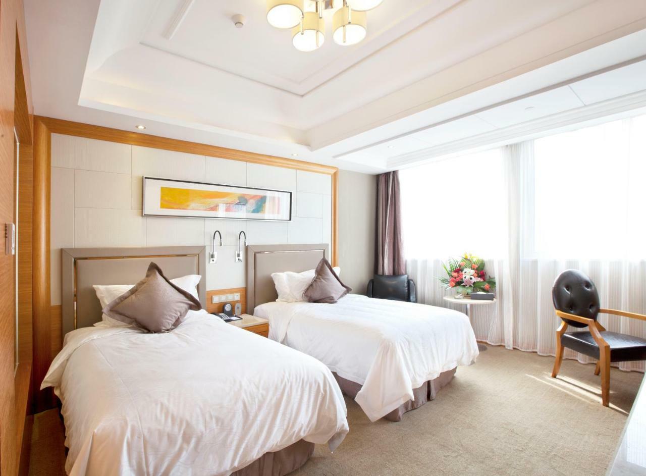 Friend Hotel Shanghai Rum bild